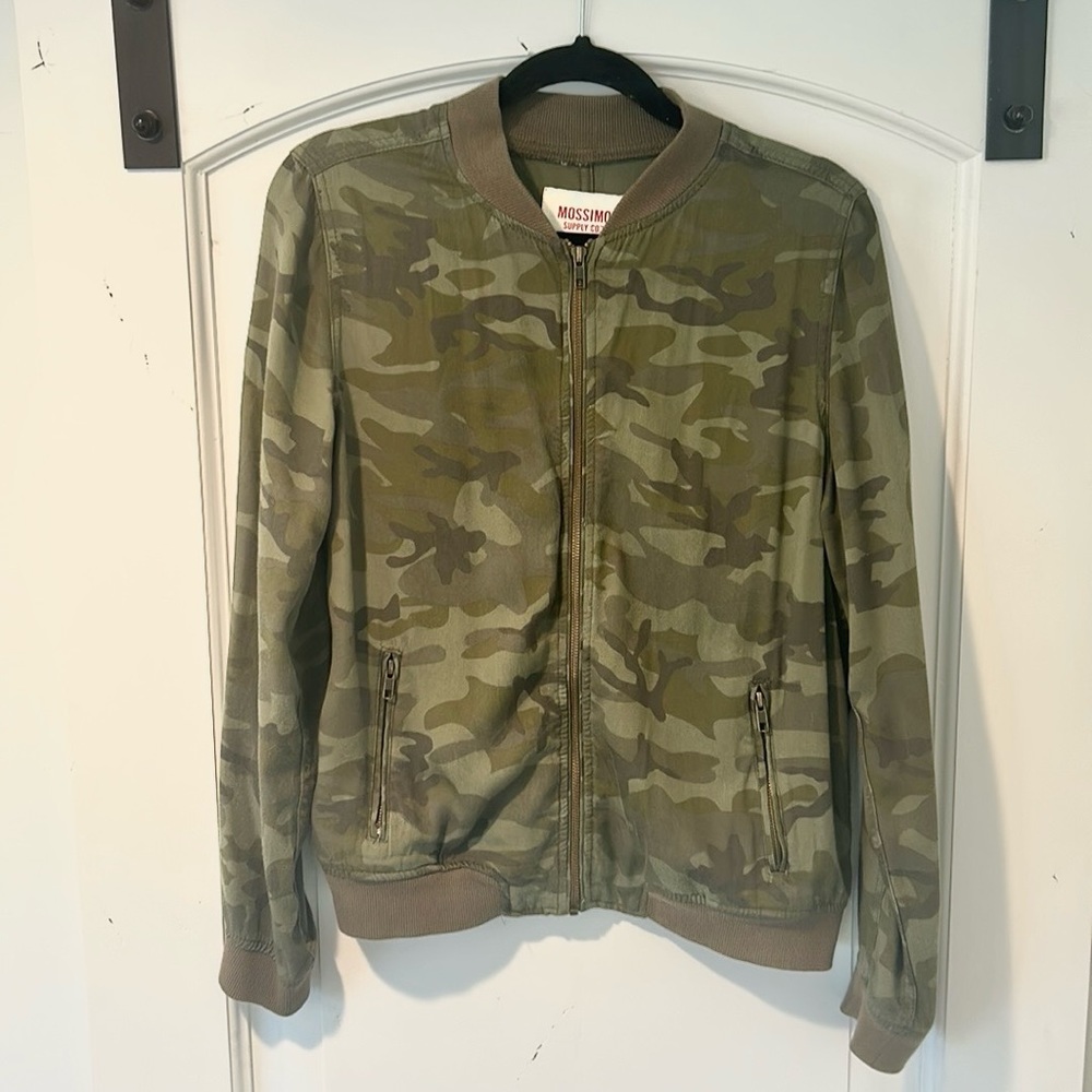 Light Weight Camouflage Jacket - Picture 2 of 9